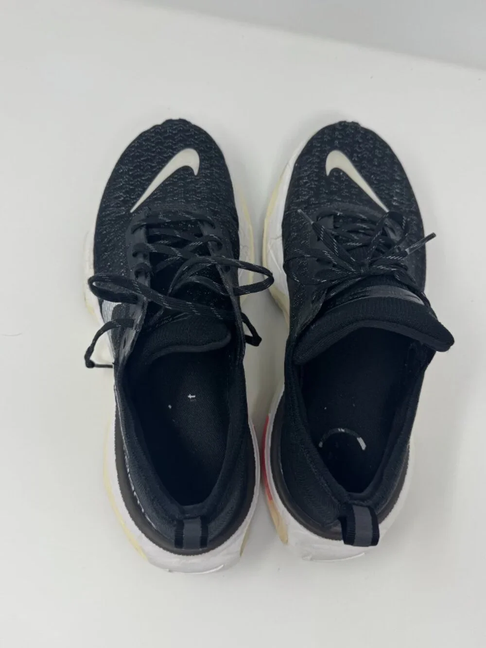 Nike ZoomX Invincible Run 3 Flyknit Black White Running Shoes Men's Size 9.5 DR2